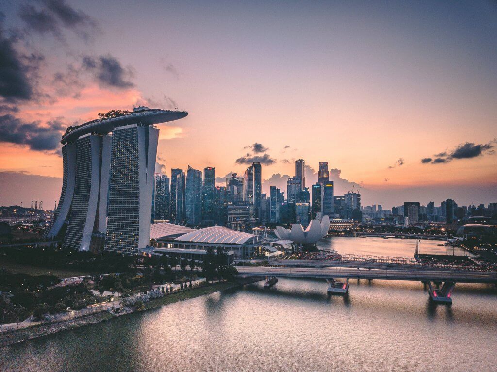 The Monetary Authority of Singapore (MAS)